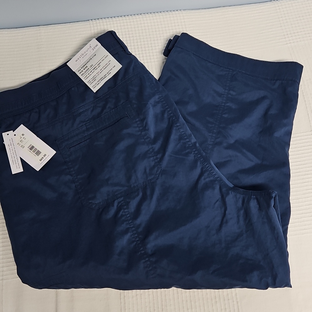 Westbound Parachute Crop Mid Rise Relaxed Leg Pants: Color- Blue: Size- 20W